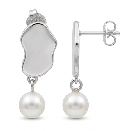Natural freshwater pearl drop earrings with round 7×7 mm pearls.