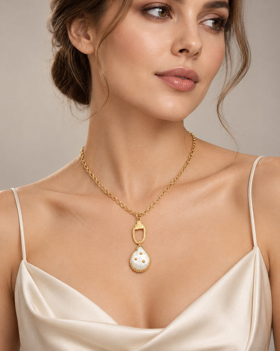 Natural Freshwater Pearl Pendant Gold-Plated Necklace