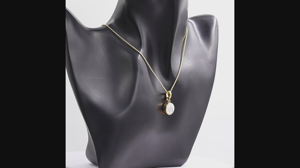 360 degree view of a Natural Shiva Eye round pendant necklace in 1 micron 18K gold plated finish